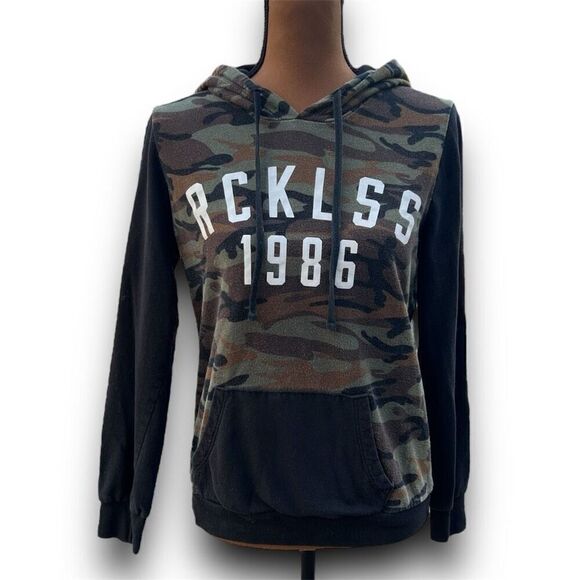 Y&R Young & Reckless RCKLSS 1986 Camo Print & Black Colorblock Hooded, Medium - Picture 1 of 6
